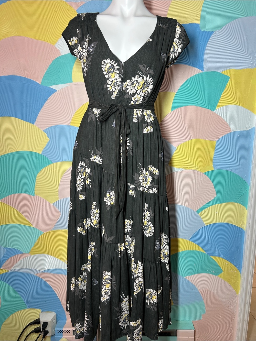 Black Floral V-Neck Midi Dress with Tie Waist Botton down back